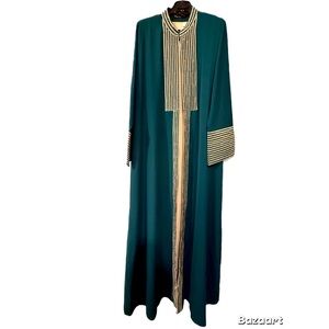 Elegant 2 pieces green  and Beige  Women's long dress .